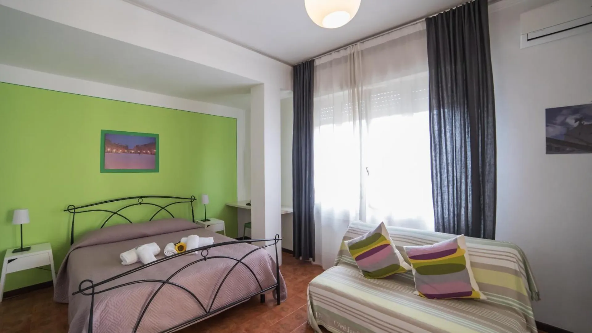 B&B Cento Passi Dalle Mura Lucca 3*,  Italy