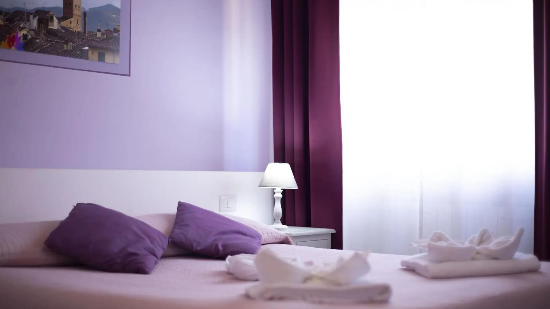 B&B Cento Passi Dalle Mura Lucca Bed & Breakfast